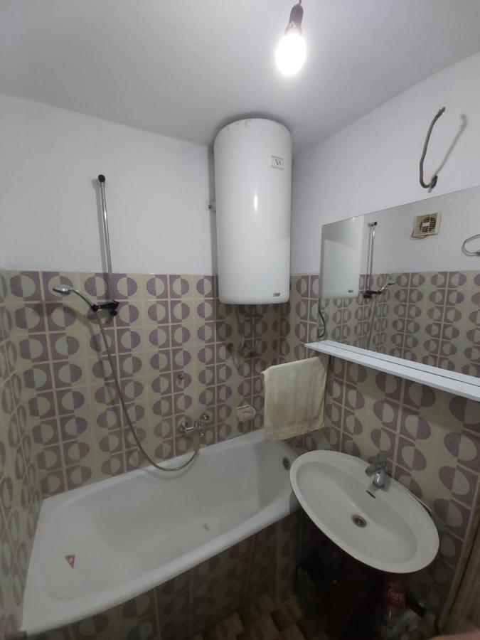 Apartments Maki Tivat Eksteriør bilde