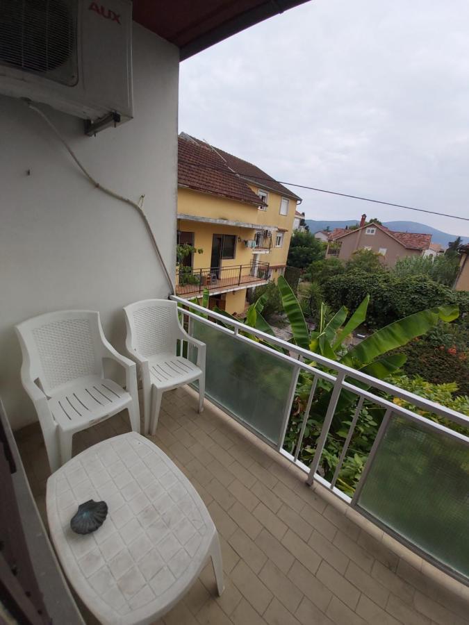 Apartments Maki Tivat Eksteriør bilde